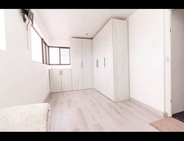3 BEDROOM HOUSE FOR SALE IN MONTFORD